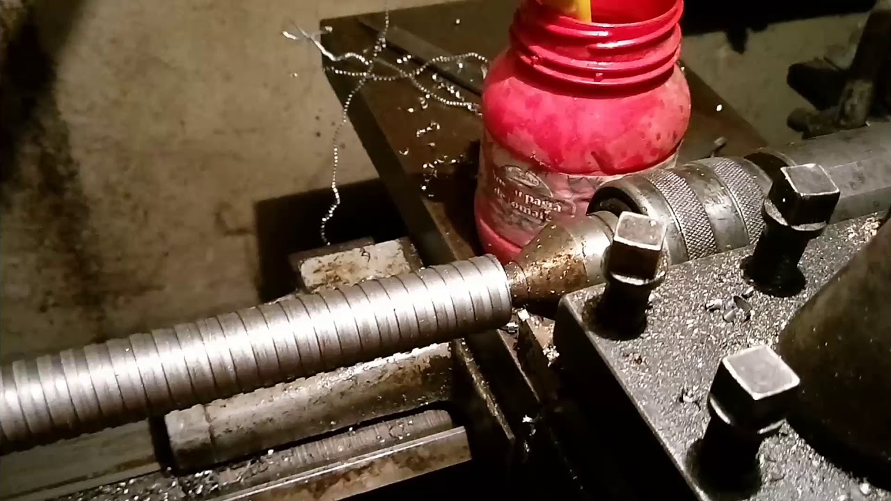 Surub cu filet trapezoidal pentru presa dejantat cauciucuri