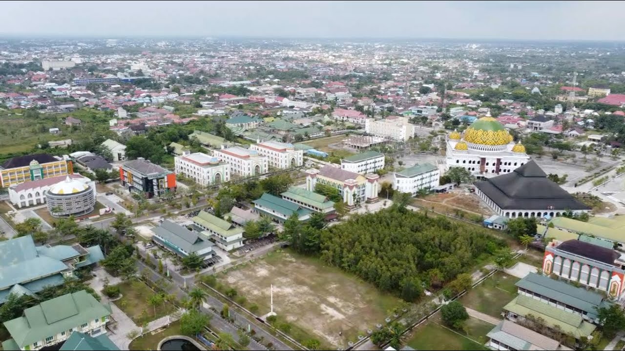 KAMPUS YANG MENYUGUHKAN KEINDAHAN DAN PENDIDIKAN BERKUALITAS DI PUSAT KOTA PALANGKA RAYA