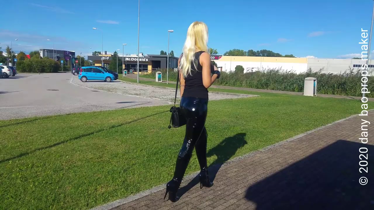 DANA LABO -Try Pleaser boots model Devious 6 inc high heels 15 cm and shiny leggings