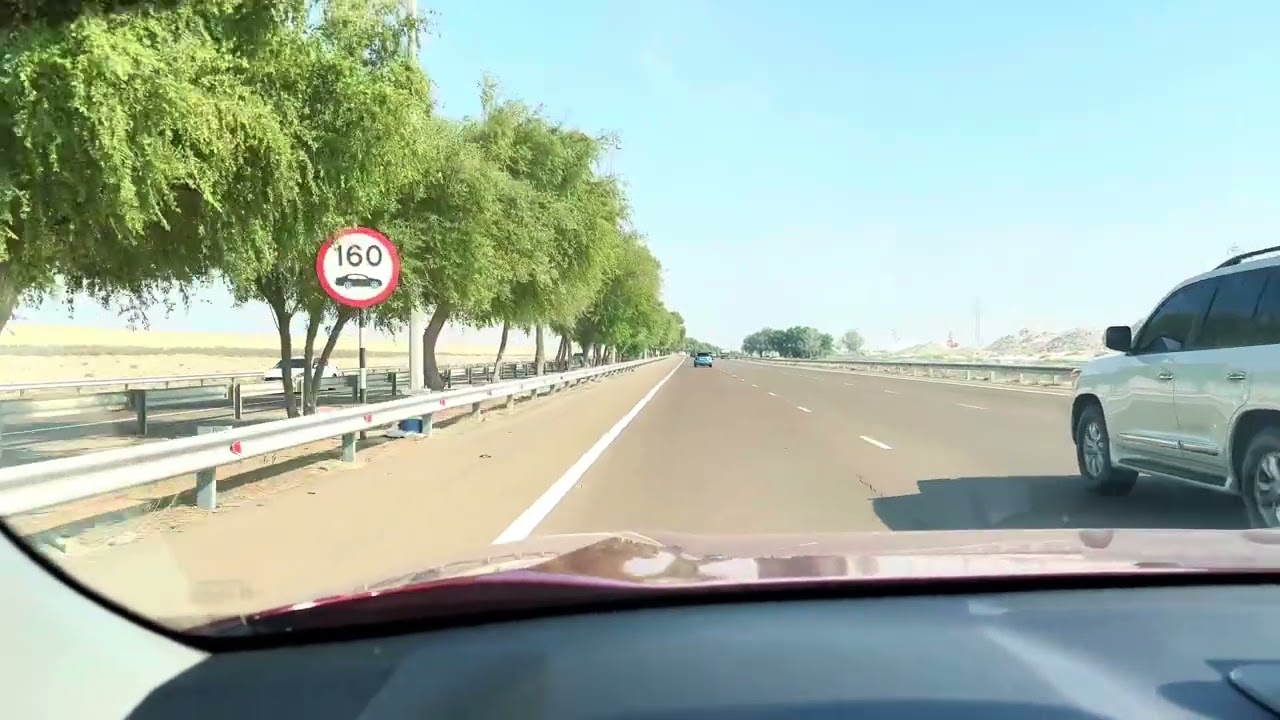 The highest legal speed limit in 🇦🇪- Abu Dhabi Al Ain road