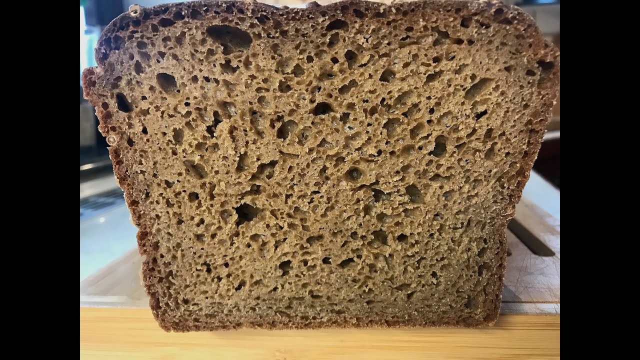 Rženi kruh borodinski / Borodinsky bread