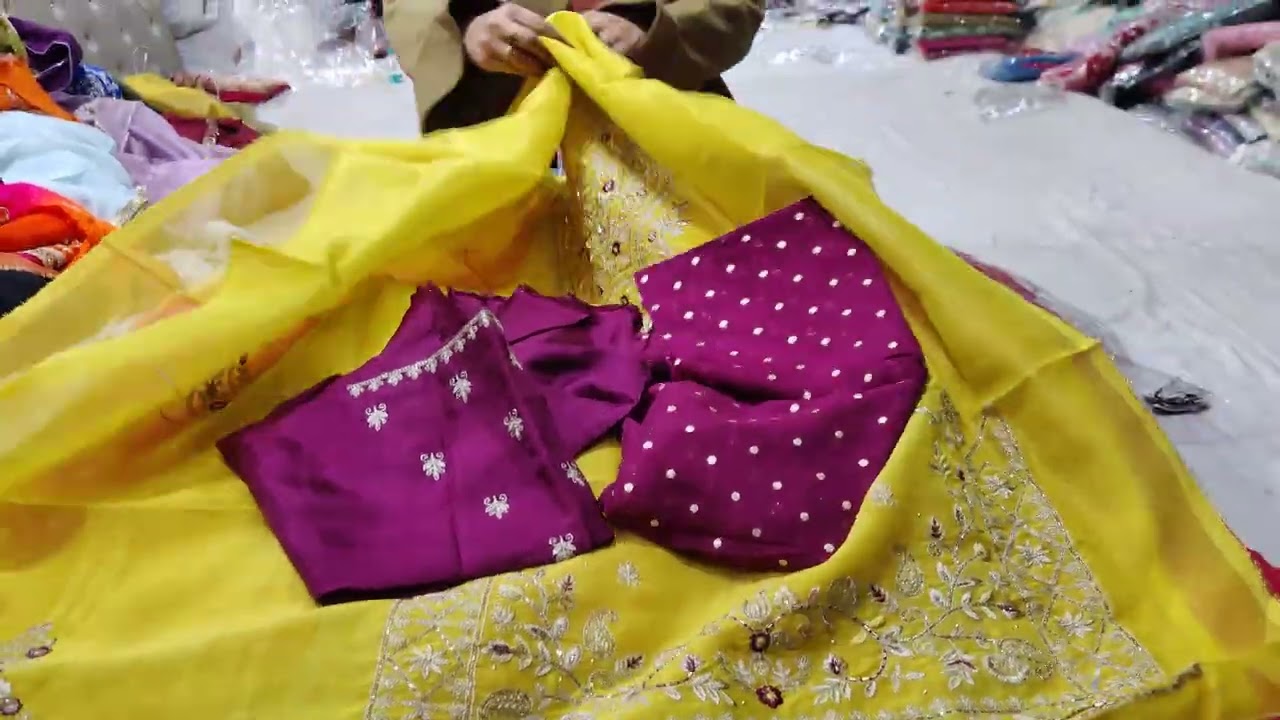 Full heavy suits just only 2000,😍😍😍10000 ke 5 suits for order msg on📞 9728314004;;7206666645