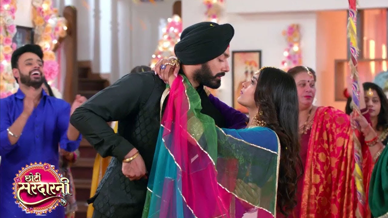 Chotti Sardarni : Meher And Sarabjit Romantic Moment | Colors TV Serial News