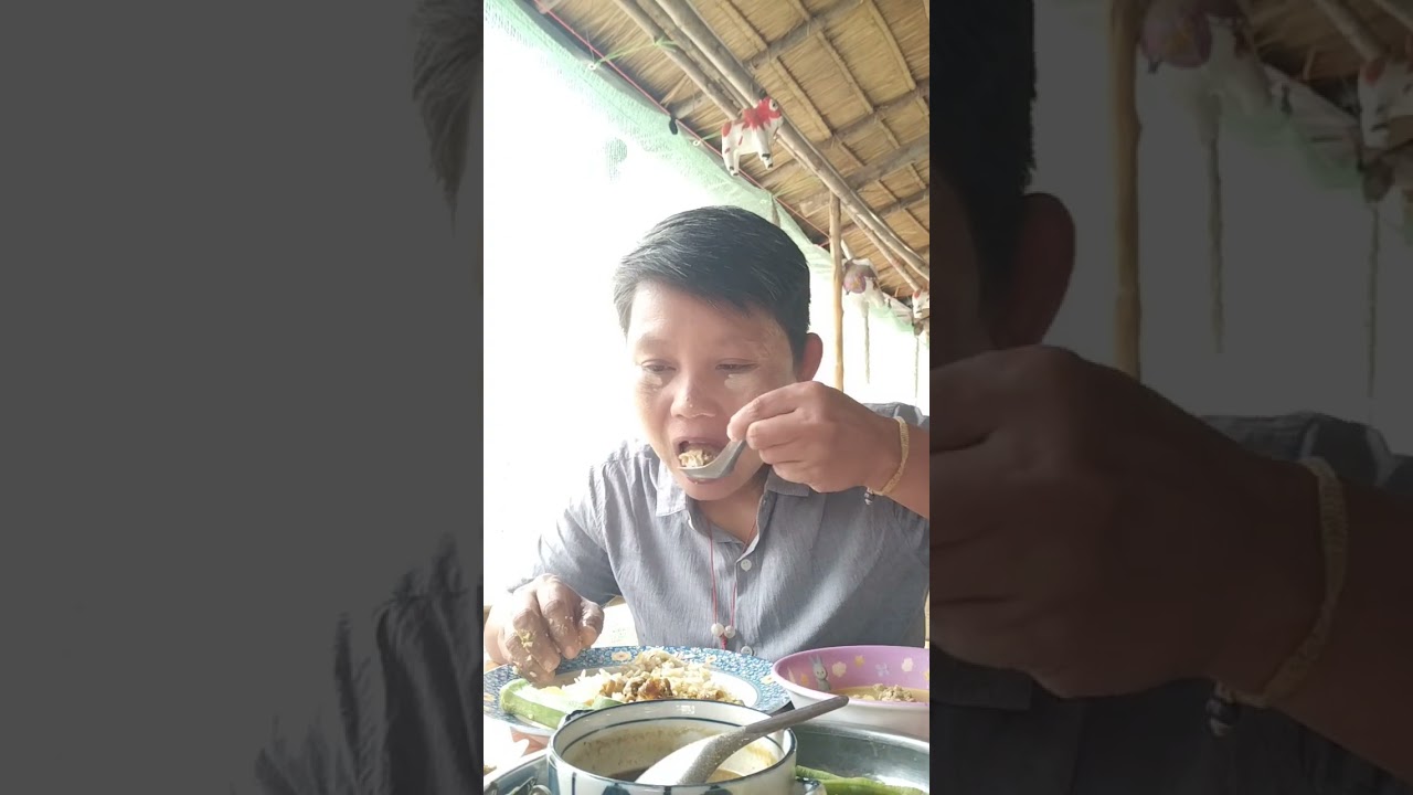 ထမင်းစားမယ်