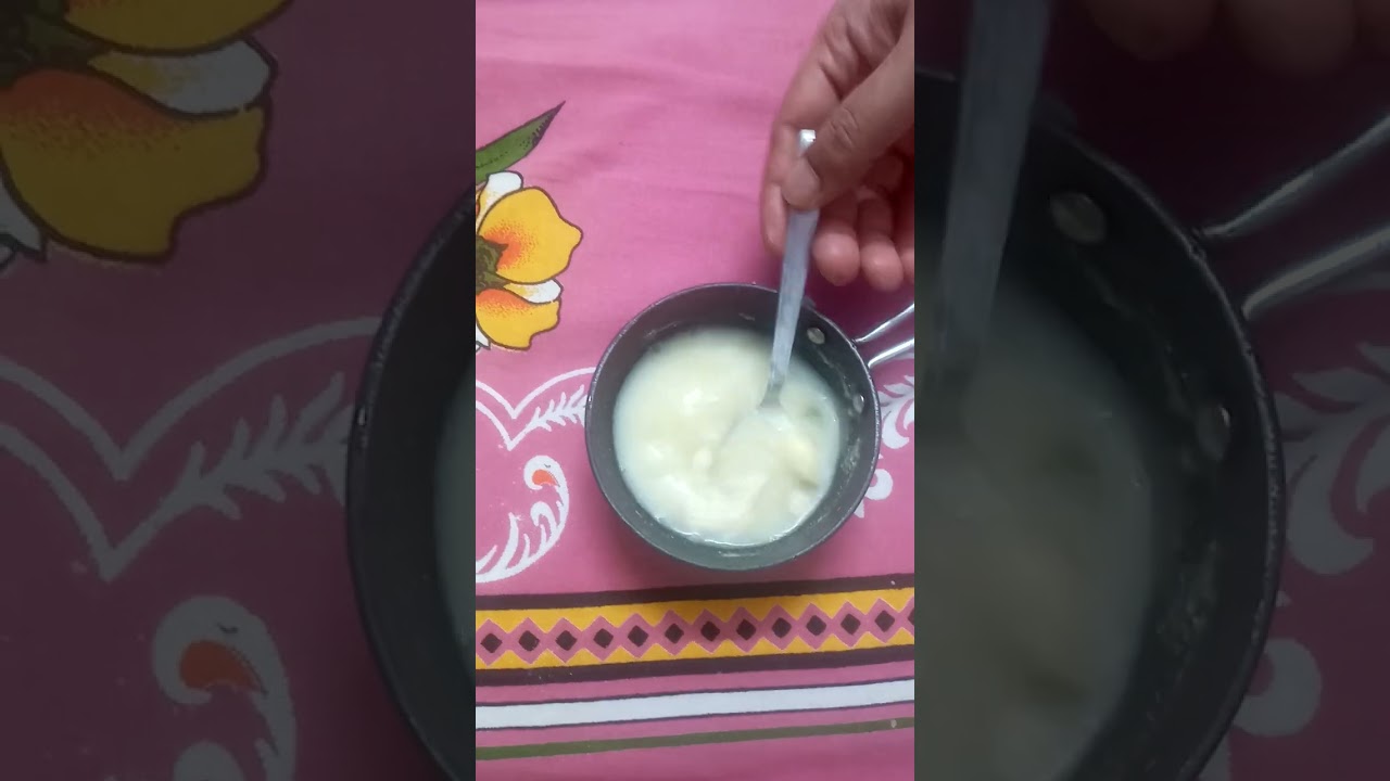 How to mix hand feeding formula for Connure birds 