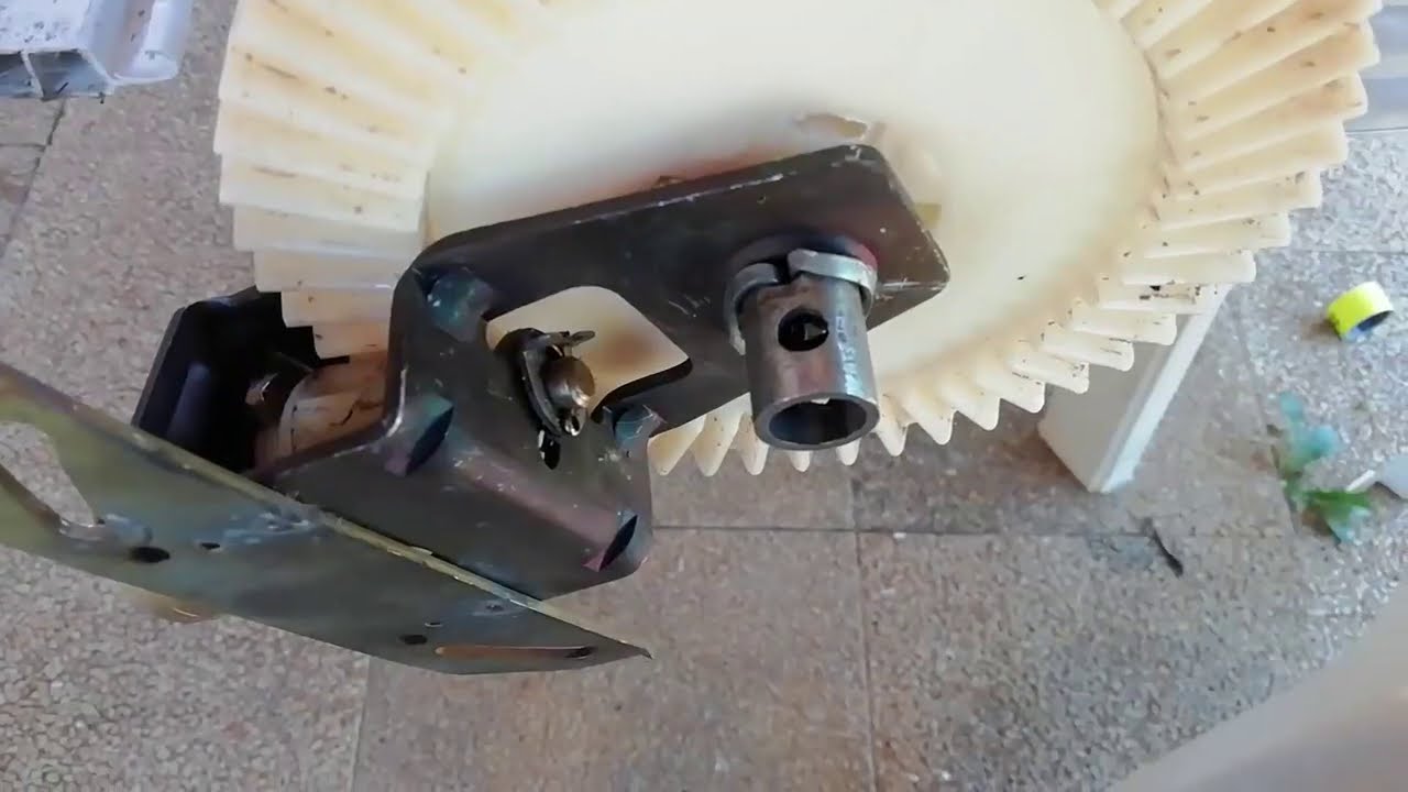 Démonter un volet roulant pour changer une pièce cassée