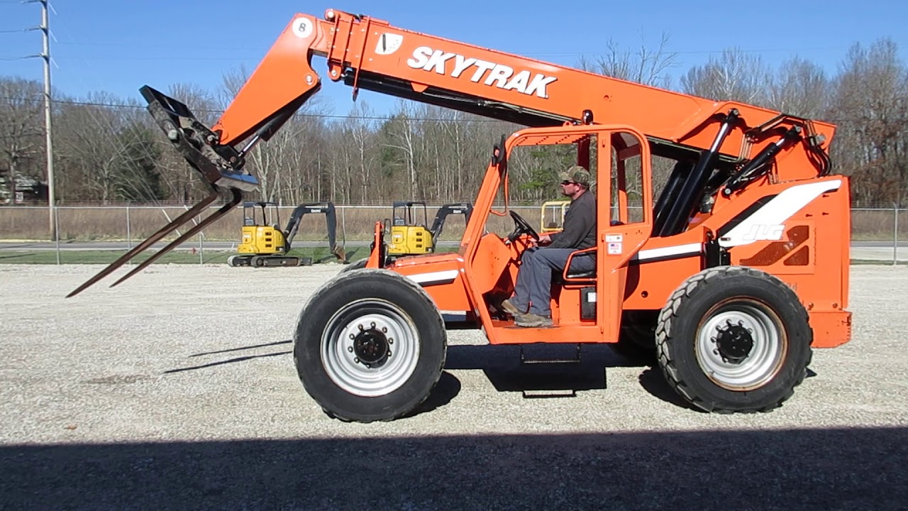 Sky Trak 8042 JLG Telehandler C&C Equipment Low hours!