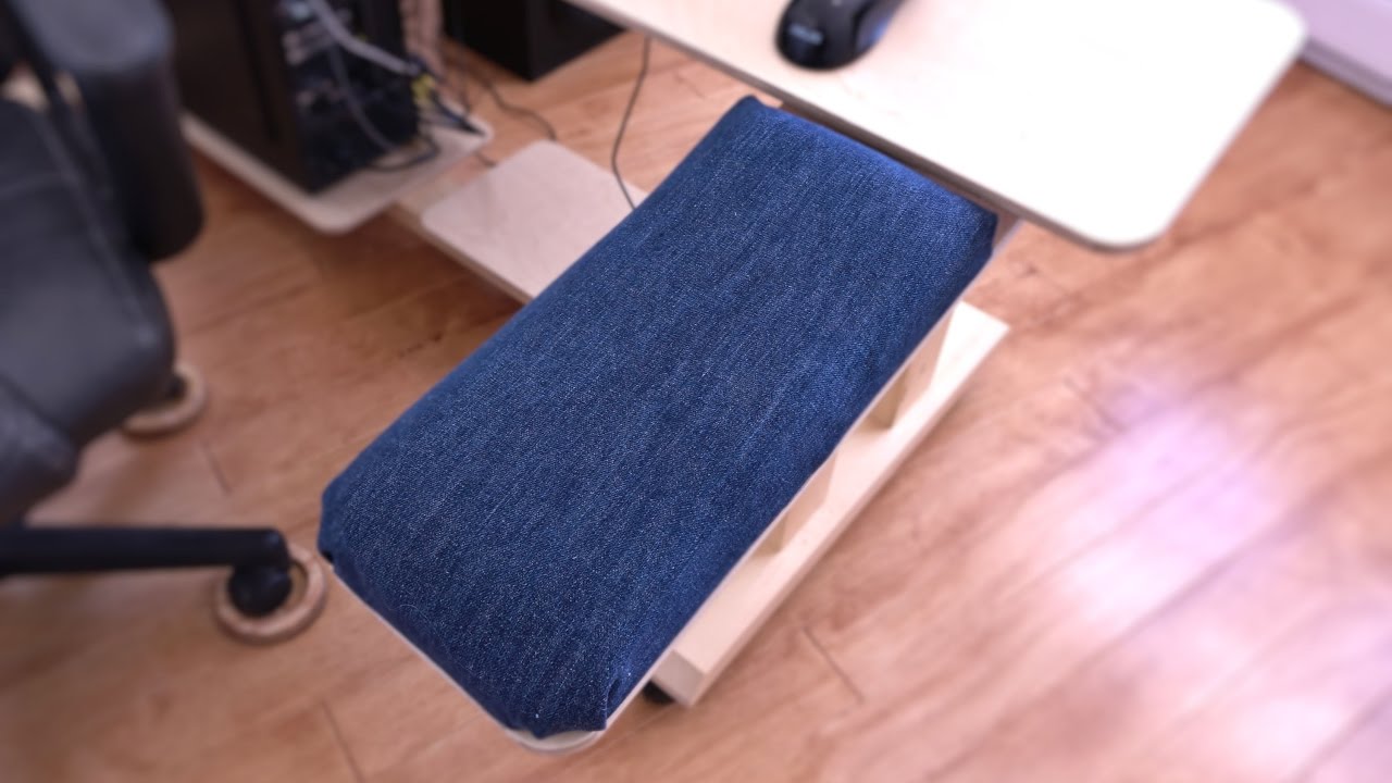 Making The Padded Arm Rest For My New Desk