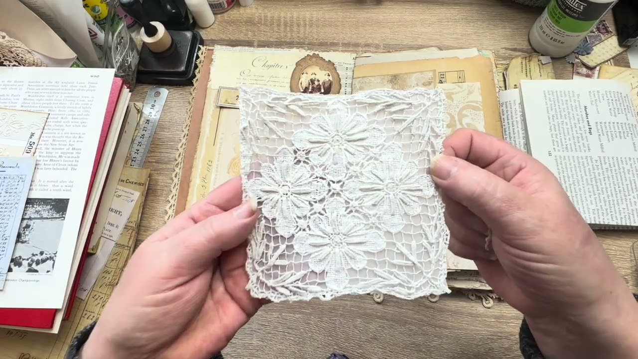 Подготовка к оформлению страниц моего винтажного нейтрального дневника — мой процесс.