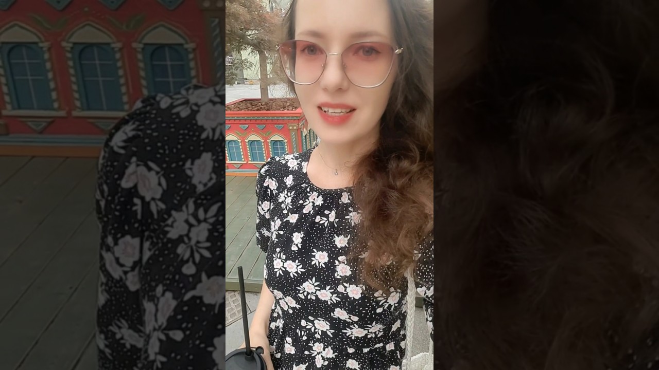 Half of Moscow smells like glass cleaner and antiseptic &bull; #Ambrocenide, #ambroxan in perfume make...