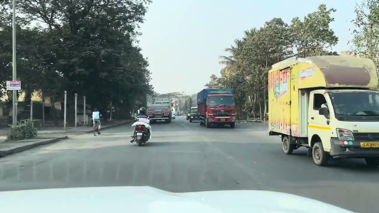 India, Gujarat, Vapi, GIDC Street view ￼