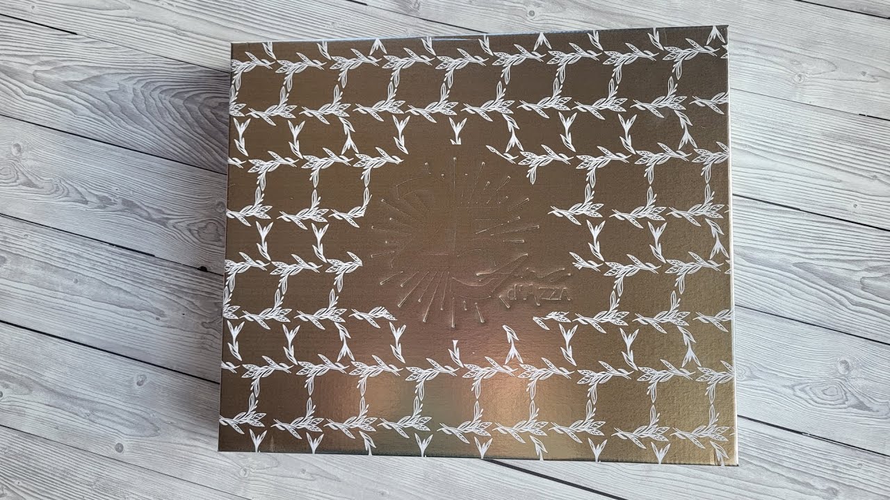 Platin Box von @Azzaworld-Izzyworld zum Jubil&auml;um