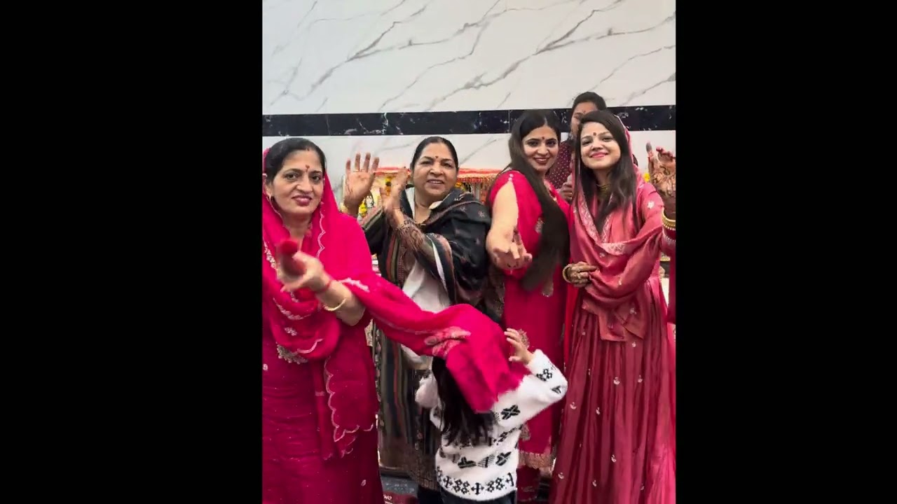 Kinner aaye ghar per or ashirwad diya bhabhi ko @sonisonikhatrivlogs 