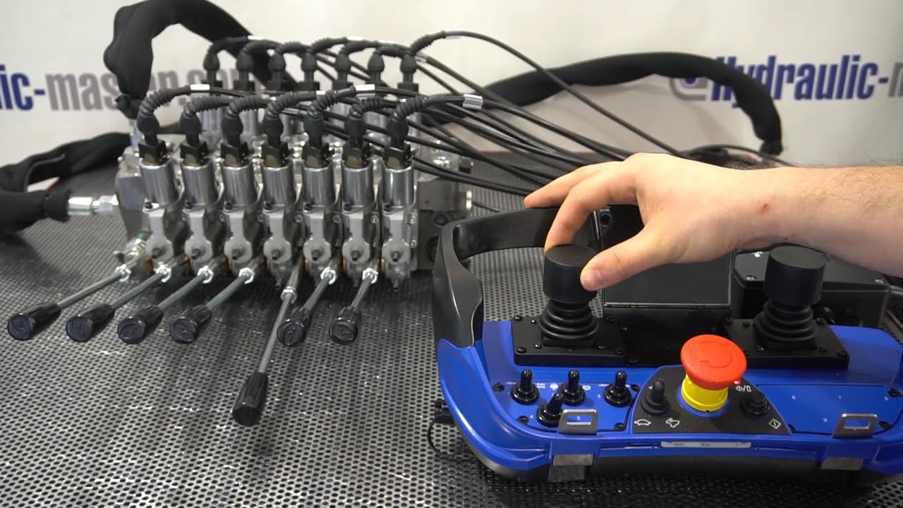 Radio Remote  Scanreco 2 Joystick with 8 movements proportional Valve #forestrymulcher #forestry