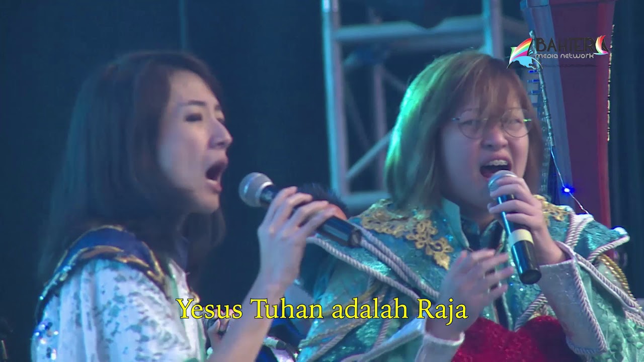 Praise & Worship Day 1 Sesi 1  (Sembah dan Puji penuhi TahtaMu with text)