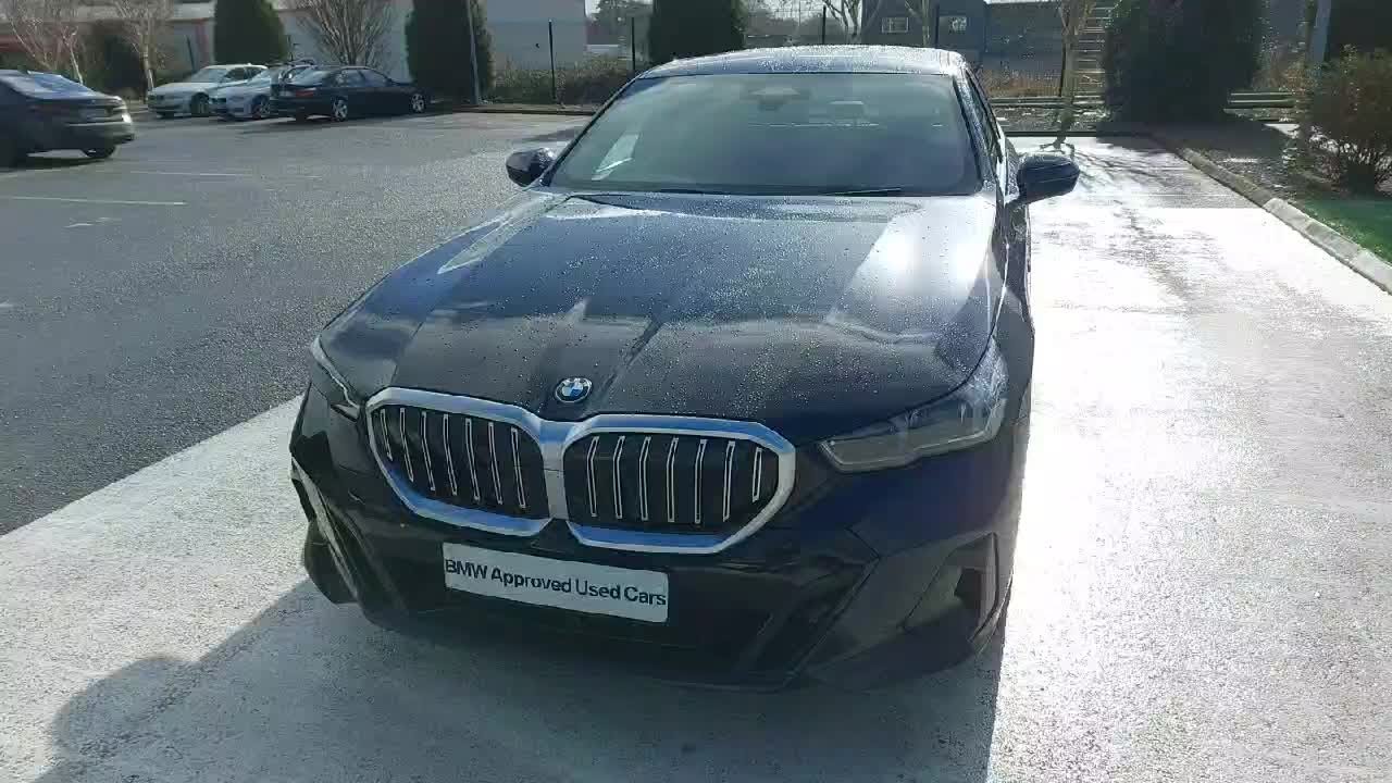 241KK1042 - 2024 BMW 5 Series 530e M Sport RefId: 694829