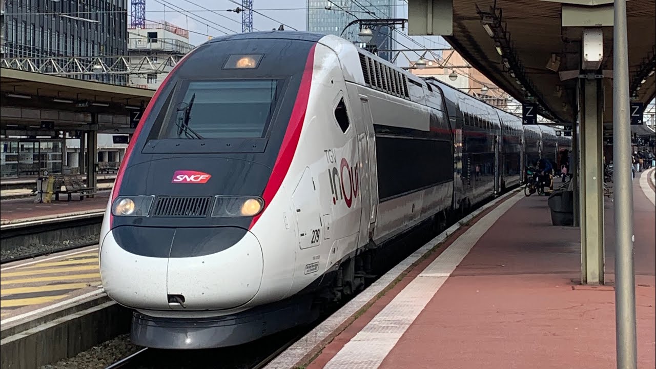 Spot Trains SNCF, ECR en gare de Lyon Part-Dieu et Nantes Mars 2022