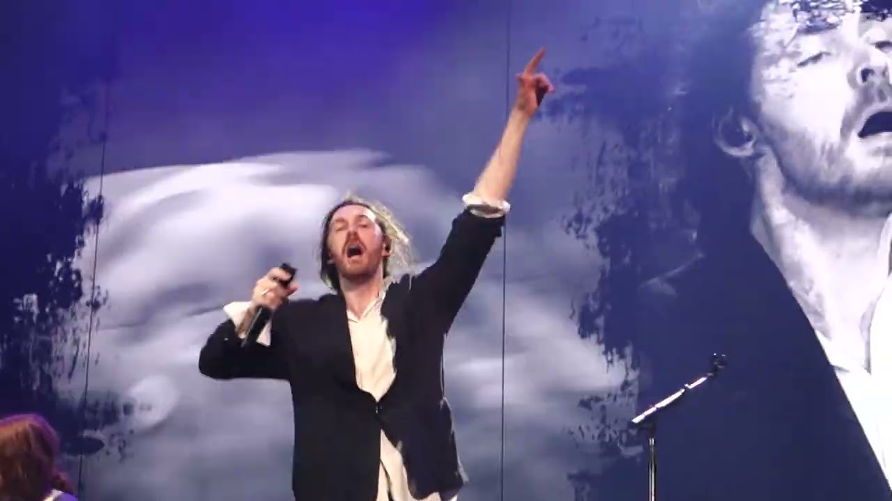 Hozier- Take me to church - Boston - Fenway Park night 2
