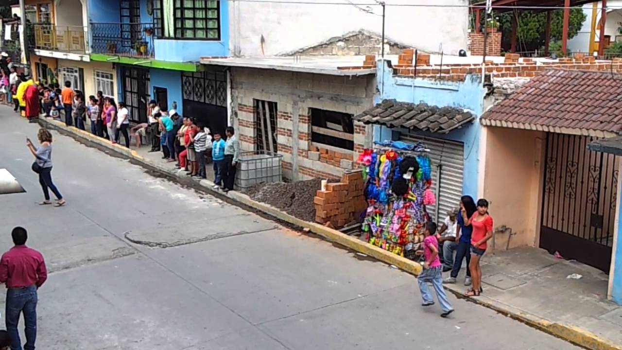 Carnaval Tuzamapan 2013 part. 1