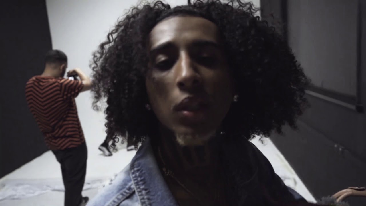 MD Chefe x DomLaike - Ano Novo R4 Freestyle (Clipe Oficial)