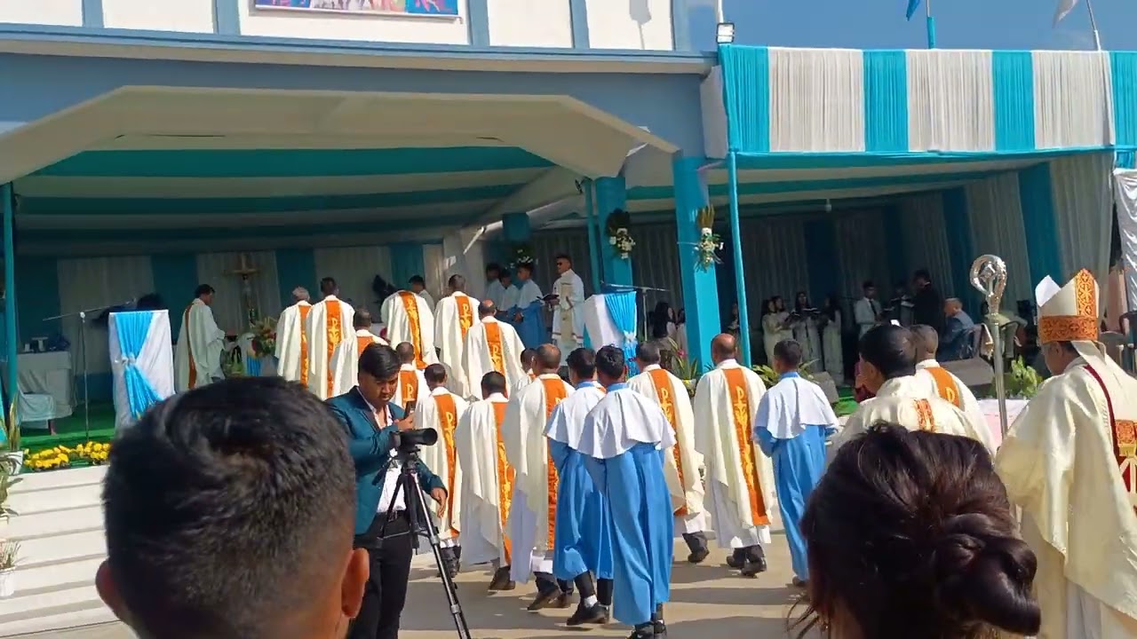 Holy mass 18 Annual youth convention JDCYM at Sutnga parish