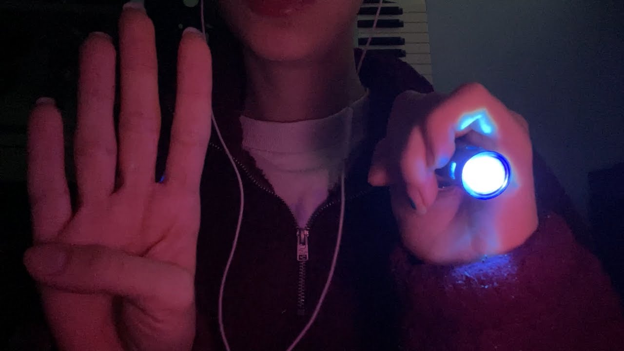 asmr light triggers for sleep (blinking)