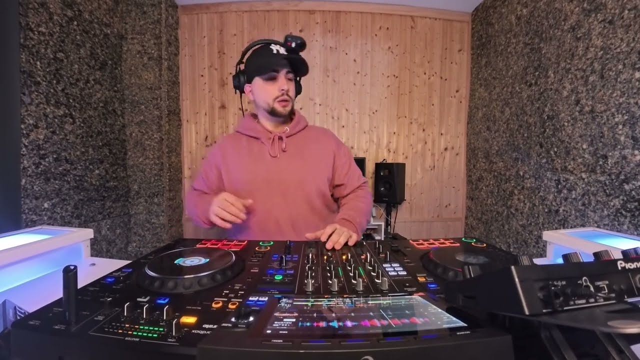 VIBRA MUSIC #95 - LATIN TECH HOUSE MIX 2026