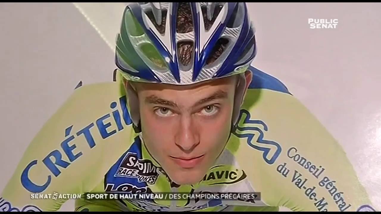 Sportif de haut niveau : des champions pr&eacute;caires. - S&eacute;nat en action