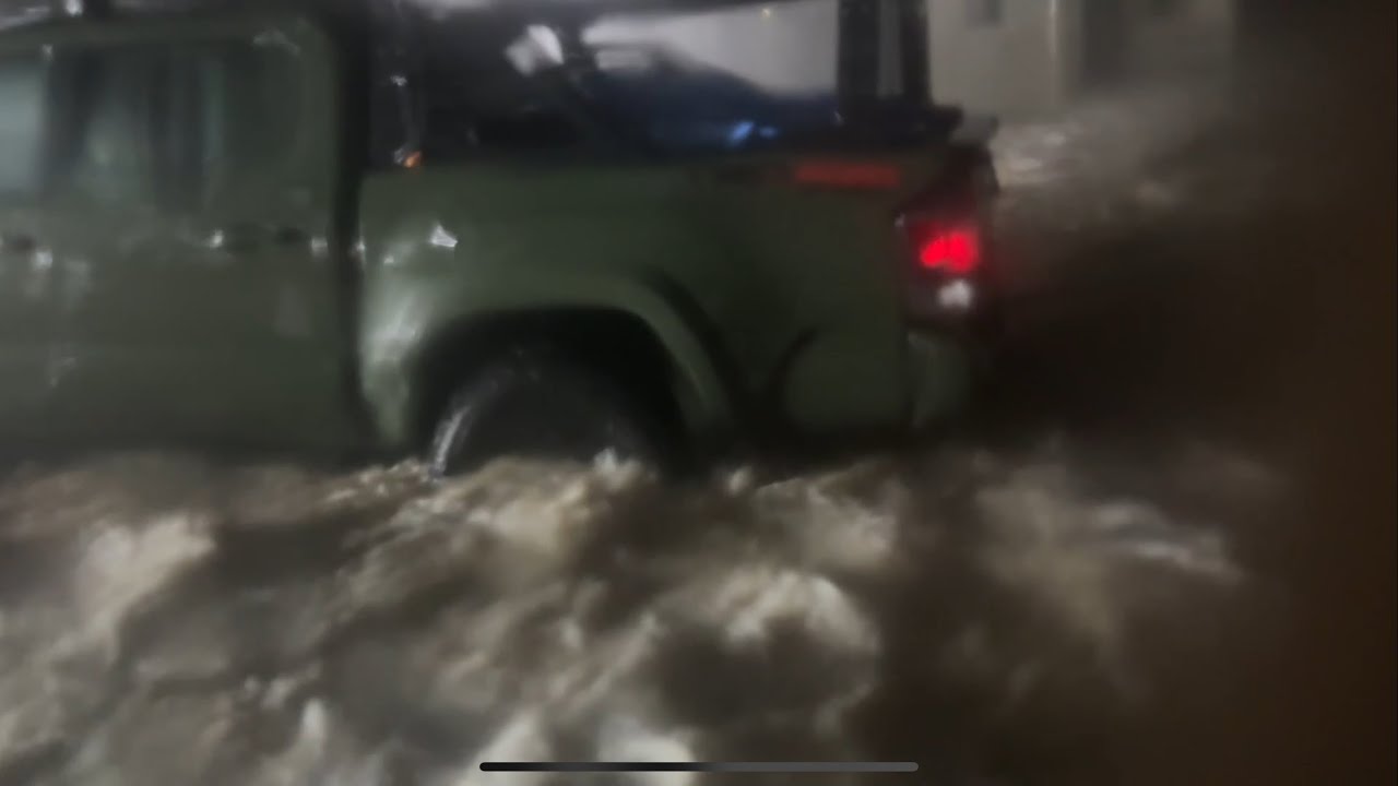 INSANE STORM SURGE from Hurricane Beryl inundates professional storm chasers!