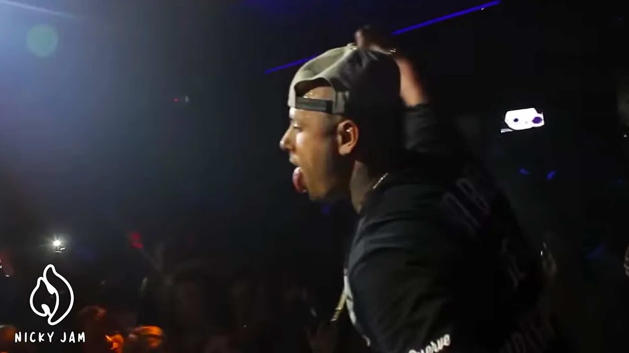 Nicky Jam Improvisando en Kronos Club - Puerto Rico
