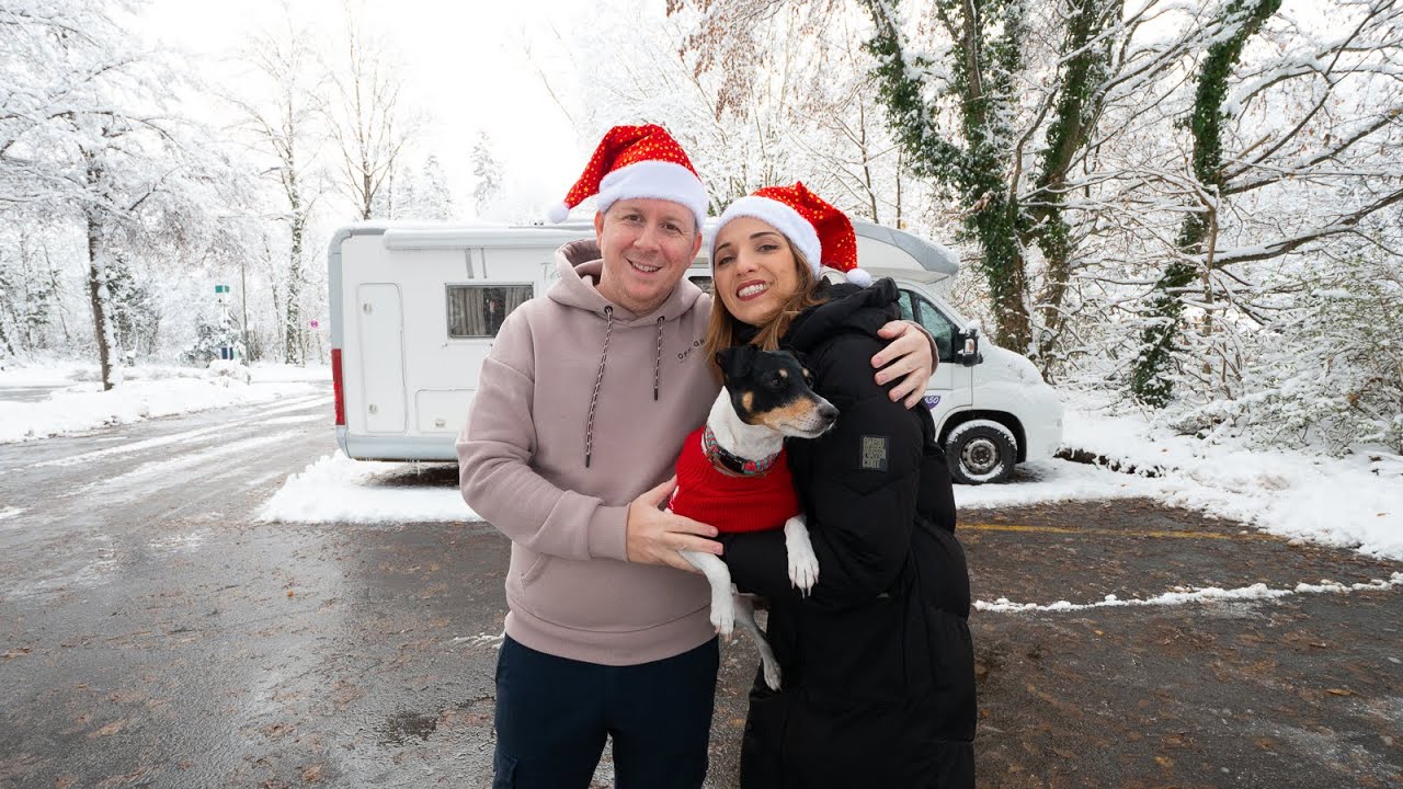 First White Christmas in our Van 🎅 + Visiting German Christkindlmarkt