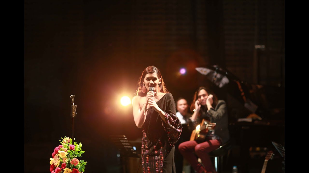 Monita Tahalea -- Kekasih Sejati ( Konser Dandelion 2016 )