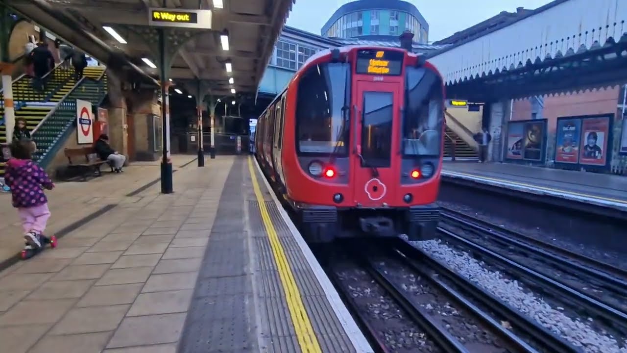 London Underground Journeys (2025) from PLAISTOW Station to EAST HAM Station 