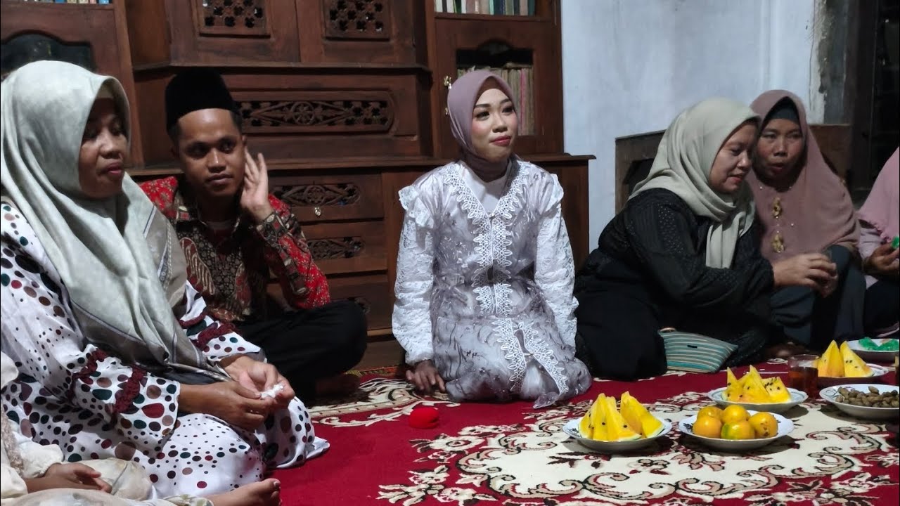 Jamil engagement 💍
