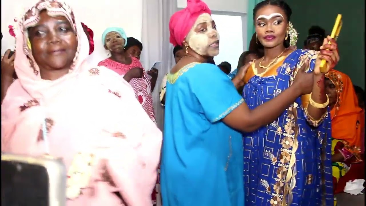 Kay Mr Radjabou et Mme Moudhuilati  Ongojou Mayotte