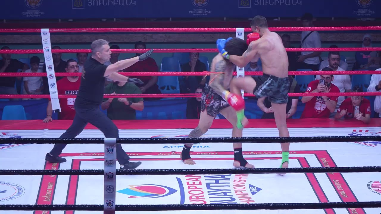 Roman Kalashyan Arm vs Adel Fathizade Iran.17th . European Muaythai Championship.Pro Final - 71 kg