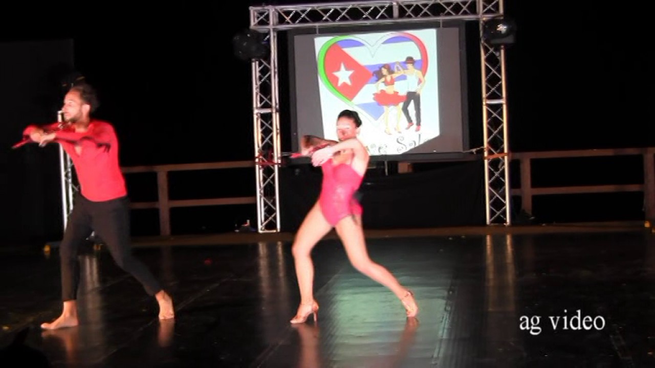 I LOVE SALSA: L'esibizione di Alan ed Emilia