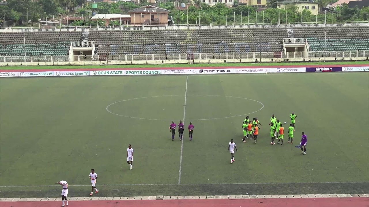 STANIQUE FC  VS DE SHARK