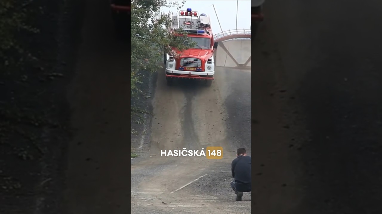 Spoločnosť Tatra Trucks vyslala na pomoc pri aktu&aacute;lnych povodniach aj svoje predv&aacute;dzacie aut&aacute;.