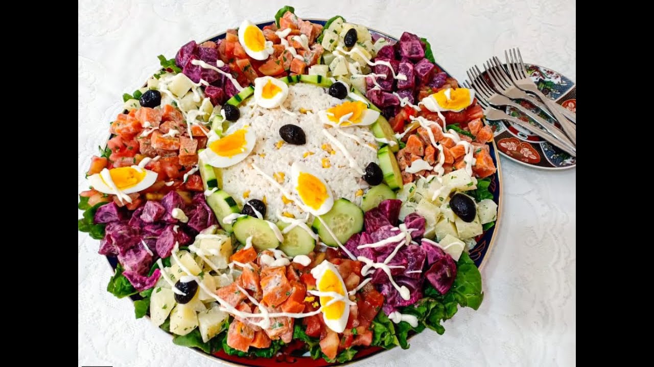 Salade niçoise سلطة نيسواز مغذية و غنية للضيوف و المناسبات بمكونات اقتصادية