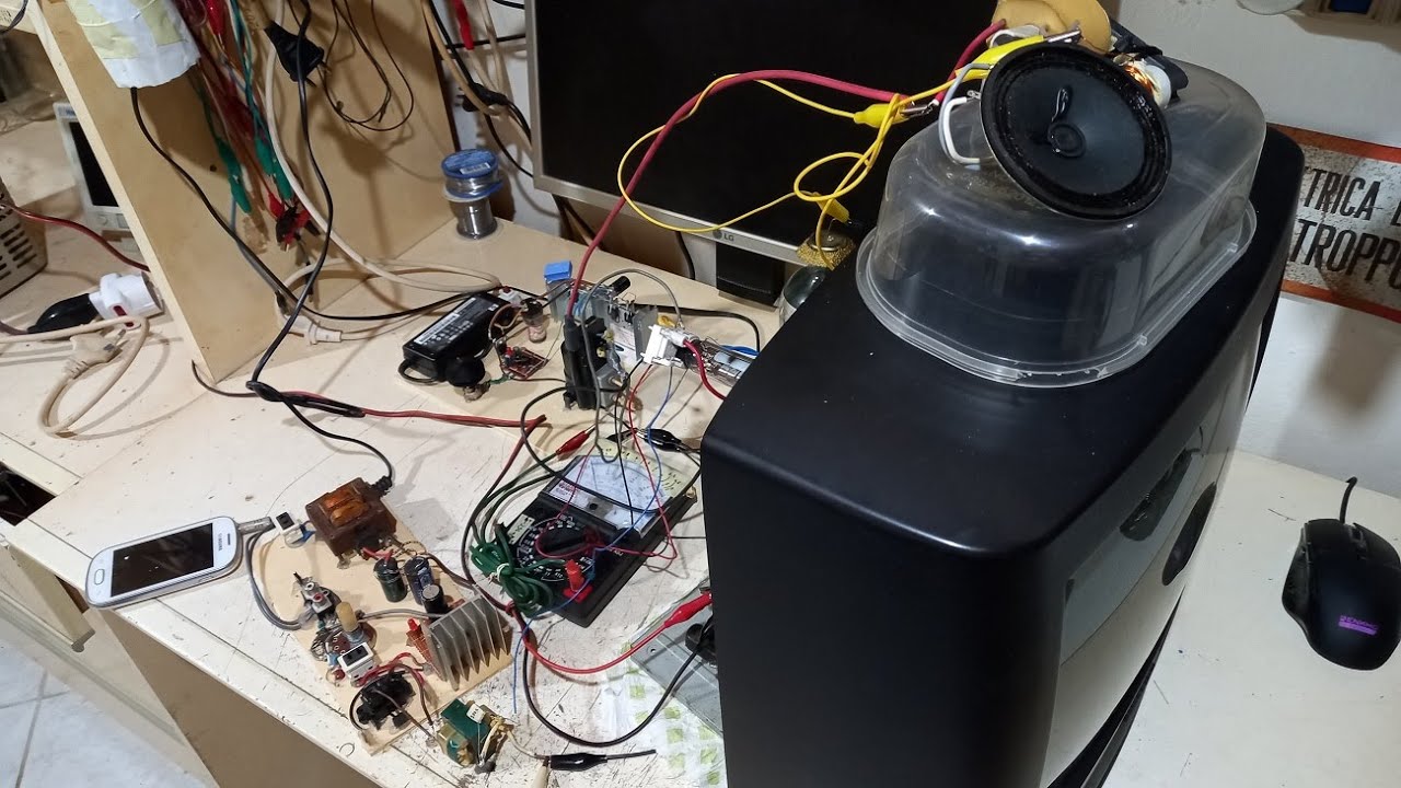 Color CRT Screen Used As Audio Amplifier Tube