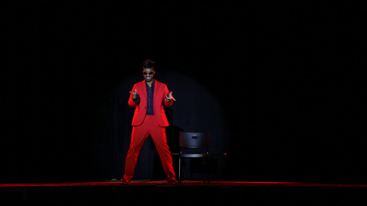Cin City Burlesque - Alexander Cameron 