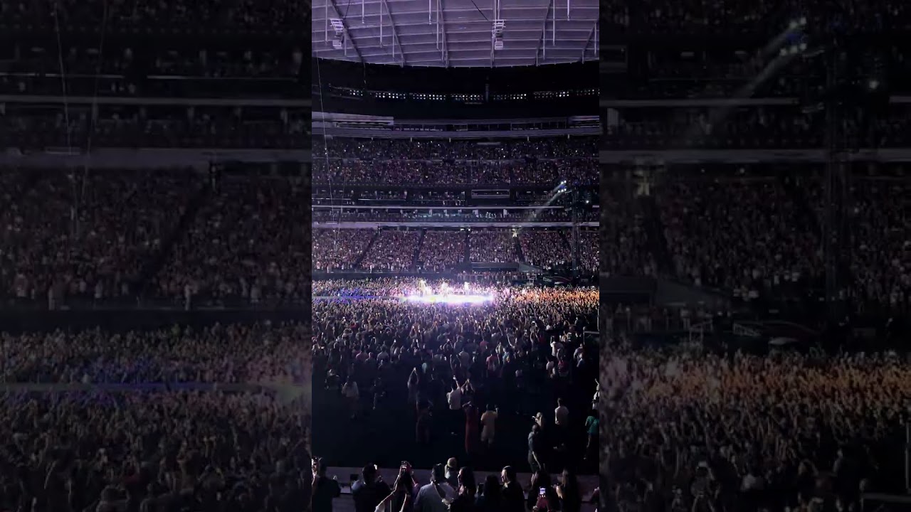 Coldplay Viva la Vida in Las Vegas. June 6, 2025.