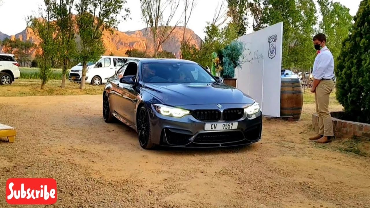 Cars arriving at Matric Farewell ( Gymnasium High School )