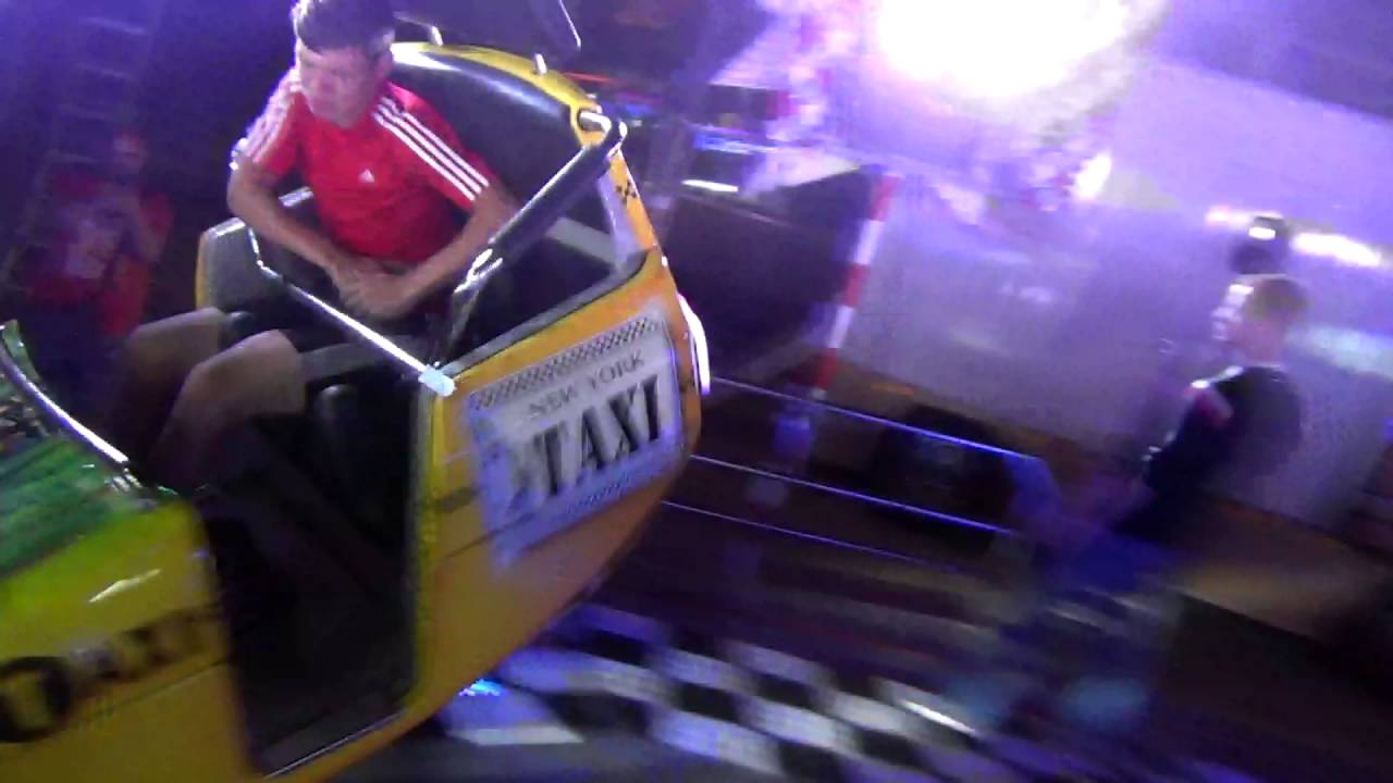 Tilburgse Kermis - Break Dance (M. Meijer) Onride - Special Show door Joey Bergsma - 24/07/2016