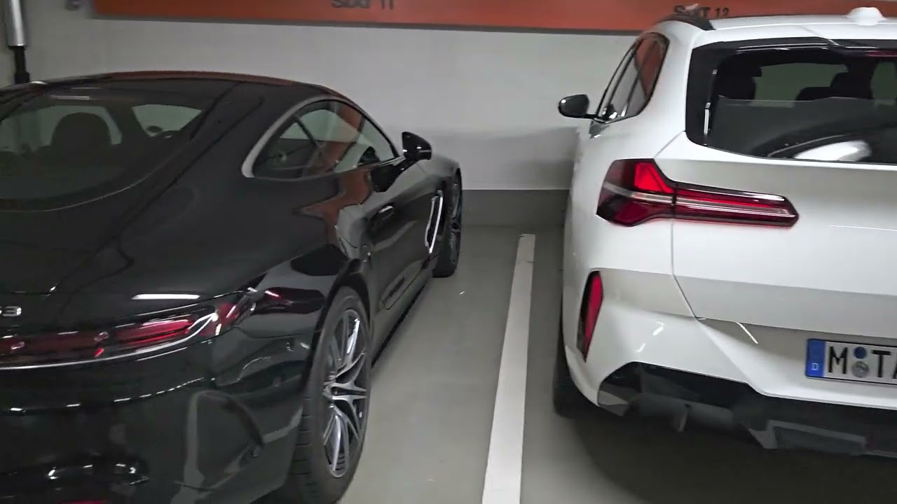 Frankfurt Airport - Sixt Car Rental.
