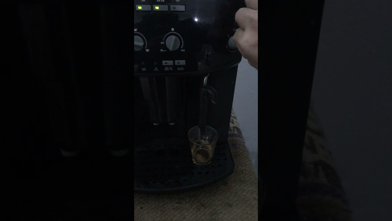 Delonghi Corso machine &agrave; caf&eacute;