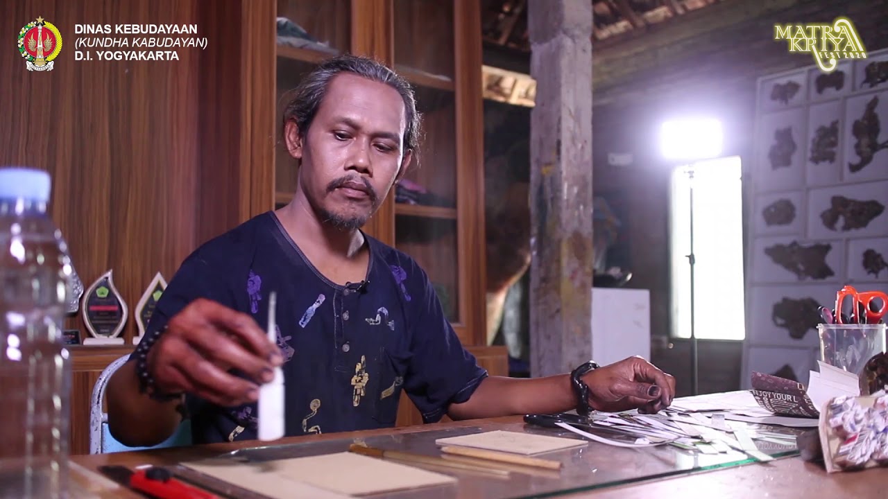 Workshop pembuatan cap batik dari kertas bersama Dongaji Batik