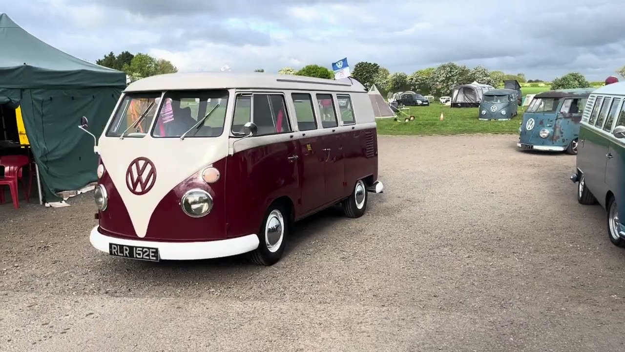 Stanford Hall 2025 Splitty bus convoy - Type 2 VW vans