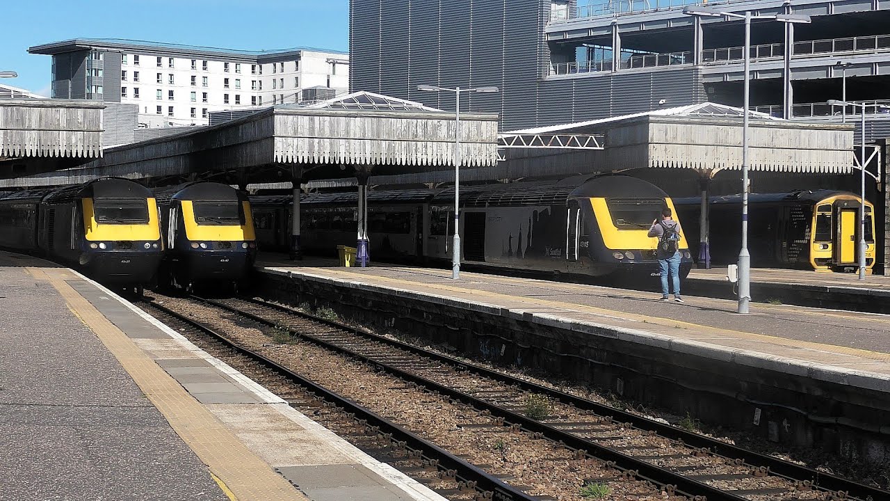 Trains at Aberdeen - 18/09/2025